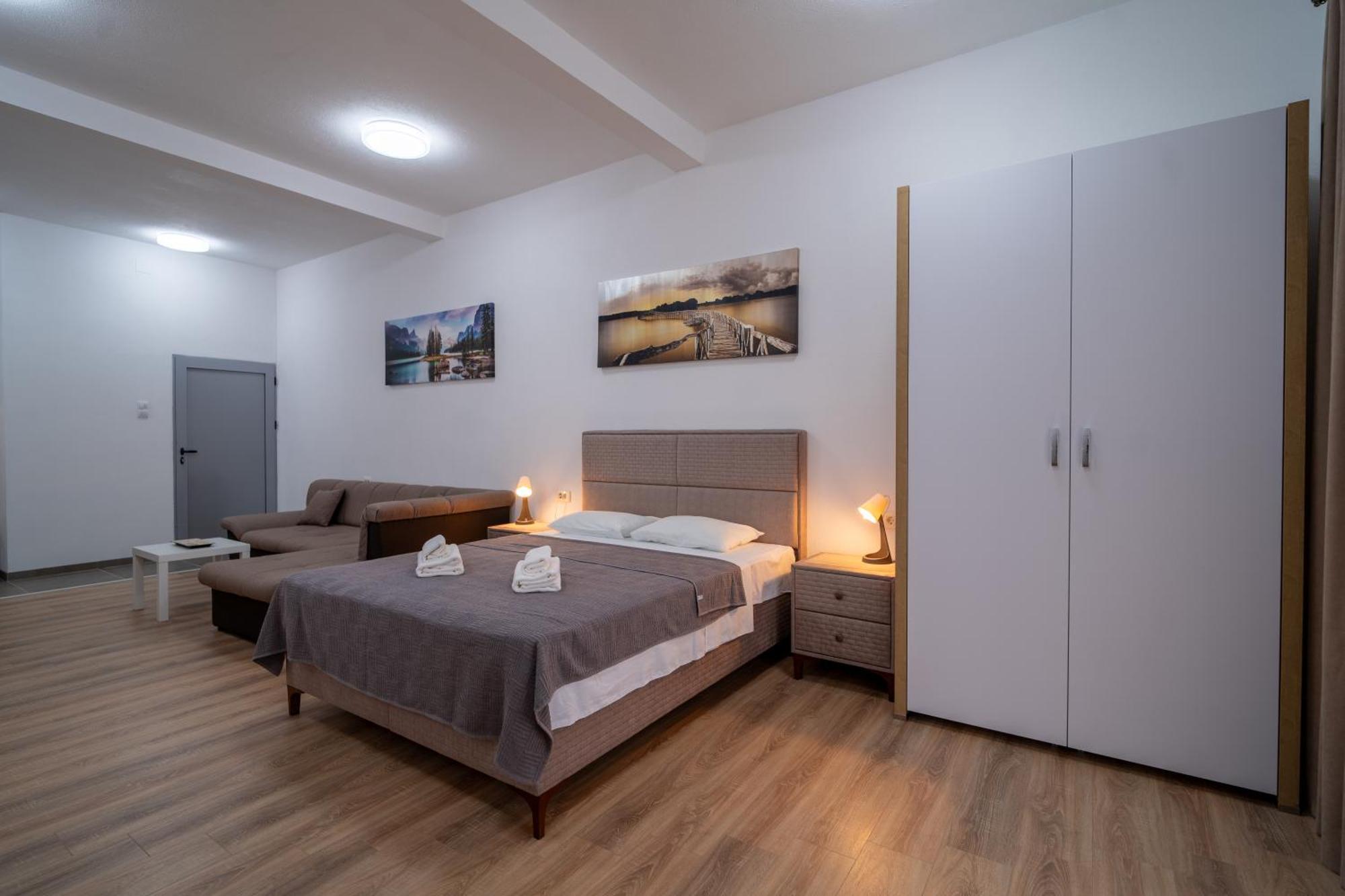Dane Apartment Airport Podgorica Mitrovici  Zewnętrze zdjęcie
