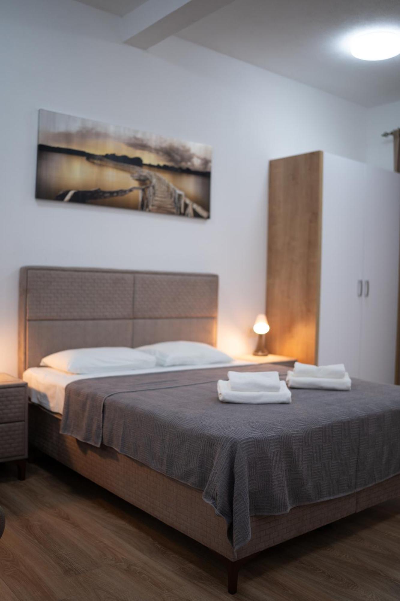 Dane Apartment Airport Podgorica Mitrovici  Zewnętrze zdjęcie
