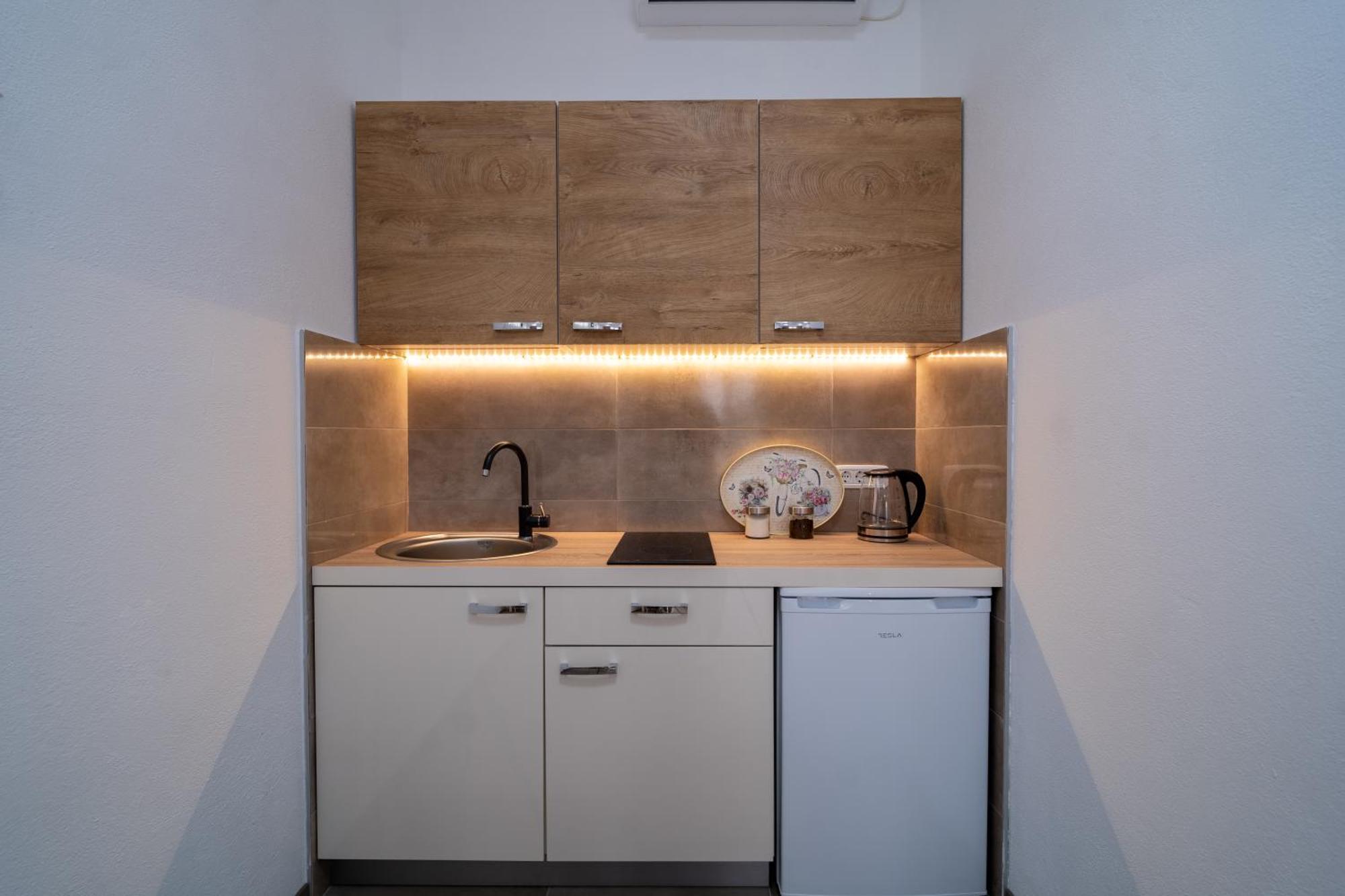 Dane Apartment Airport Podgorica Mitrovici  Zewnętrze zdjęcie