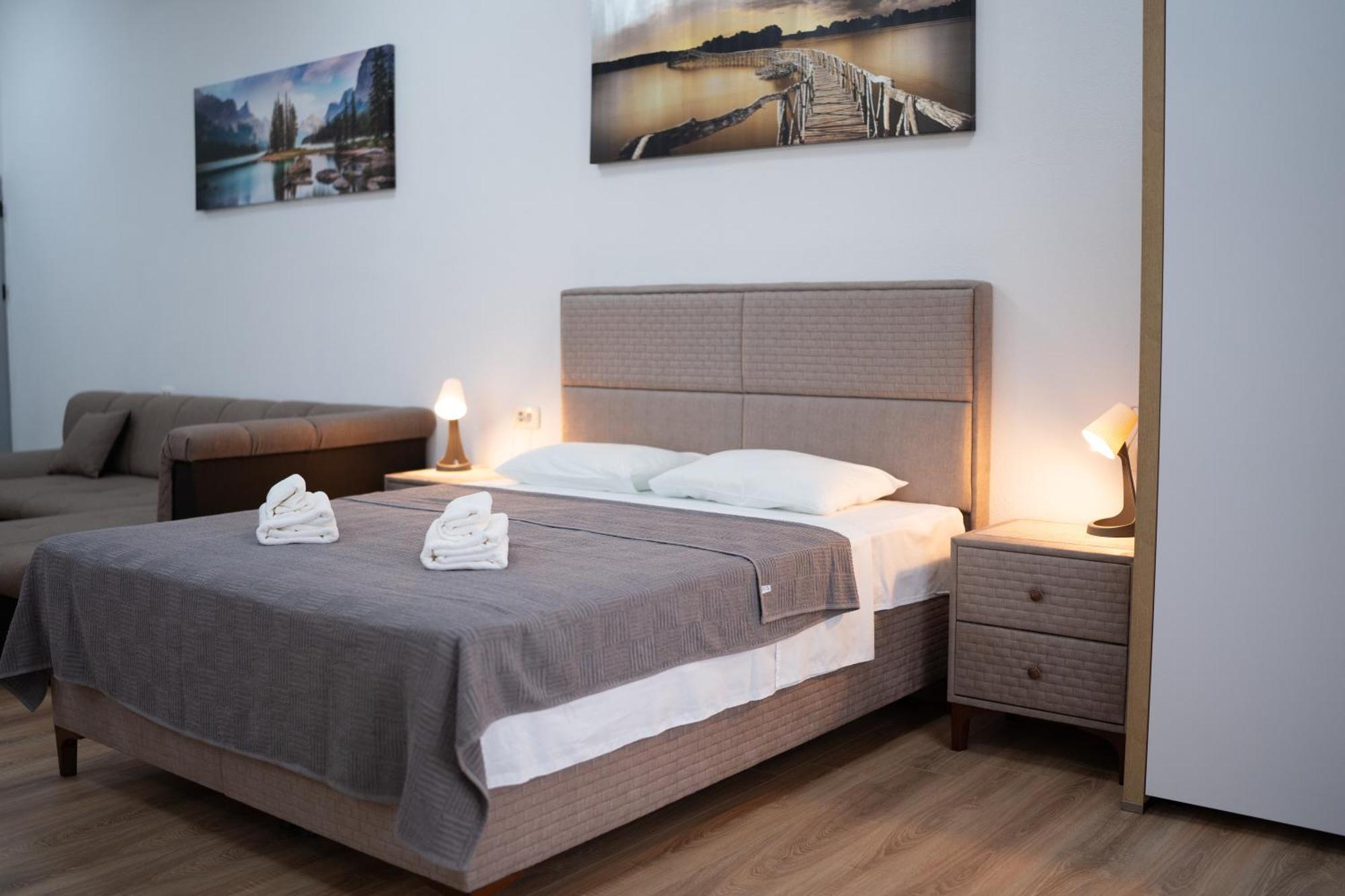 Dane Apartment Airport Podgorica Mitrovici  Zewnętrze zdjęcie