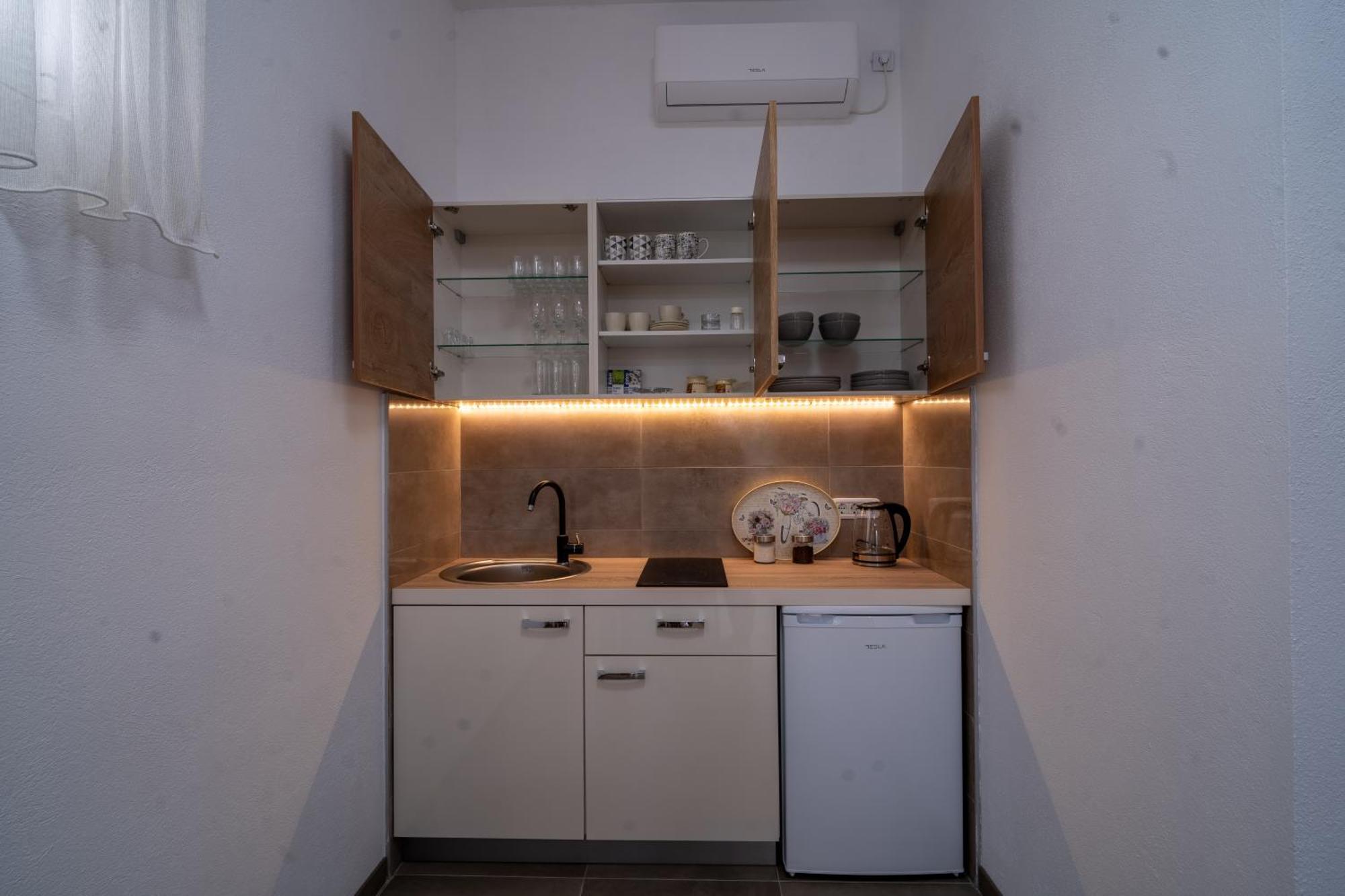 Dane Apartment Airport Podgorica Mitrovici  Zewnętrze zdjęcie