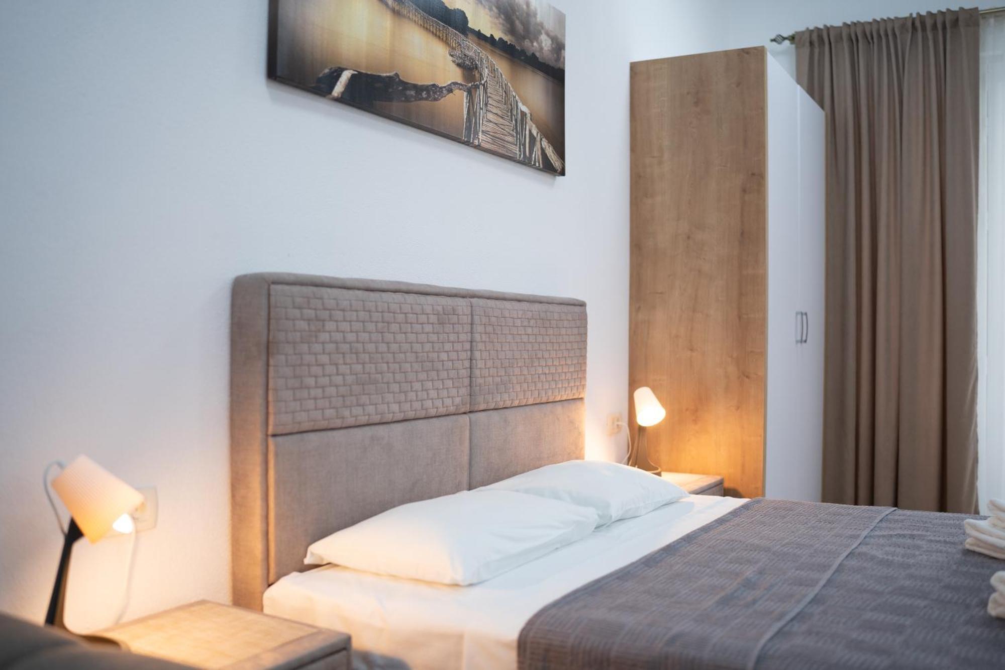 Dane Apartment Airport Podgorica Mitrovici  Zewnętrze zdjęcie